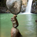 Amazing Balancing Art Sculptures 12 Photos FunCage