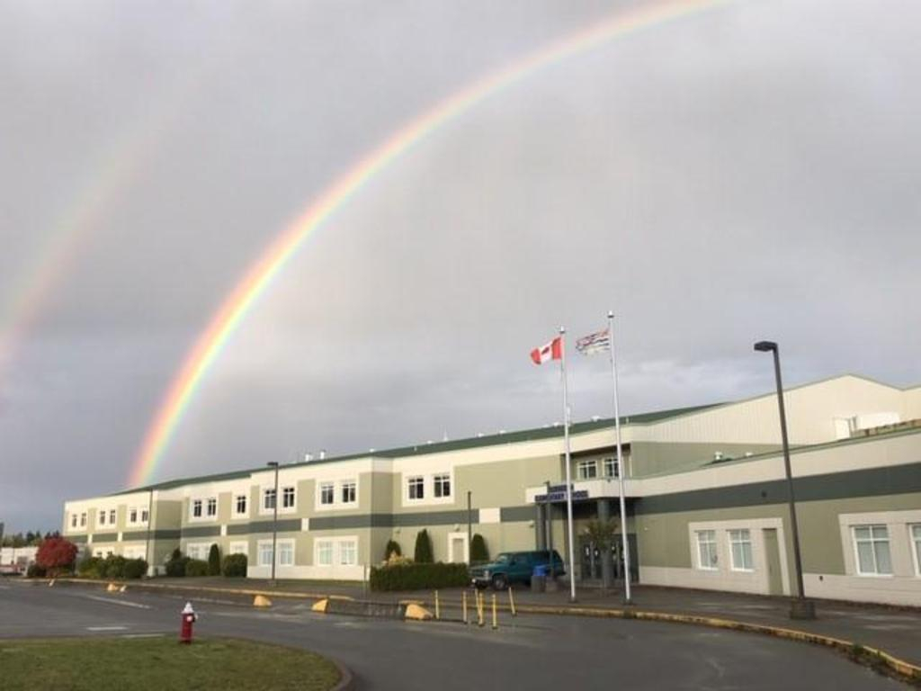 Queneesh Elementary Just Another Comox Valley Schools Site